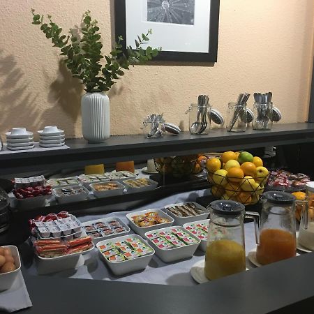Confort Hotel Montgeron Luaran gambar