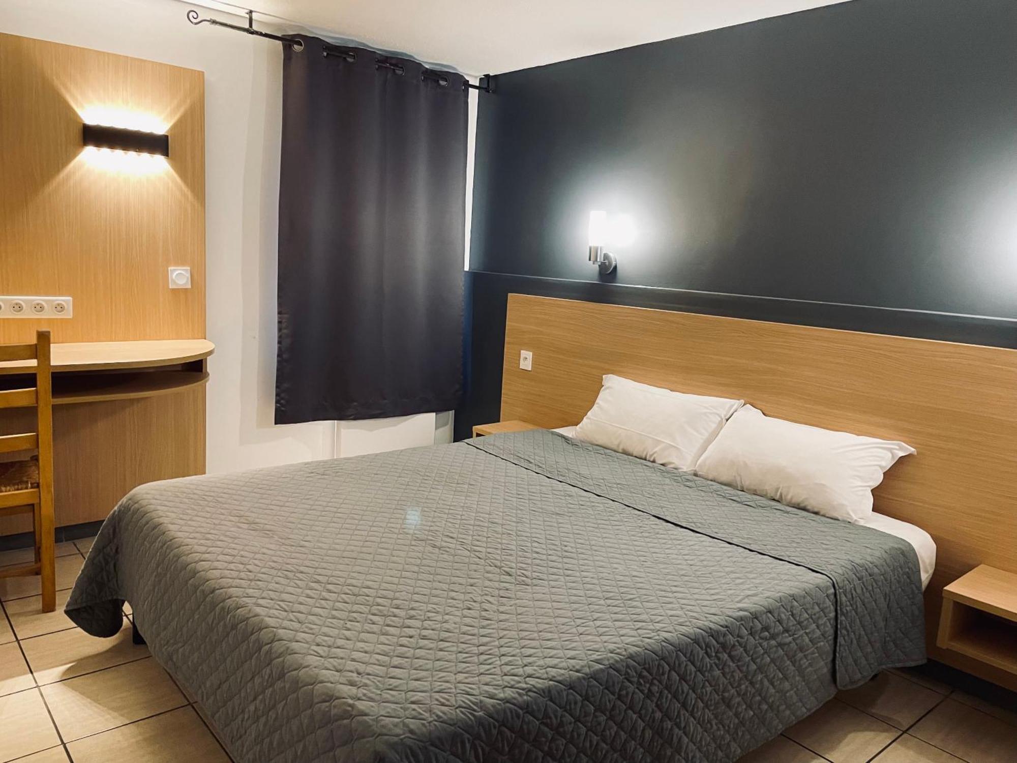Confort Hotel Montgeron Luaran gambar
