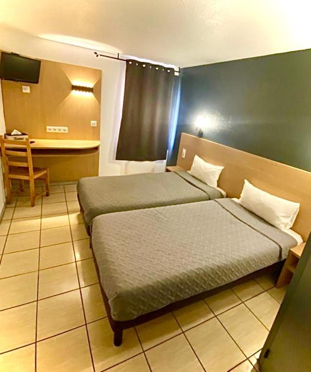 Confort Hotel Montgeron Luaran gambar
