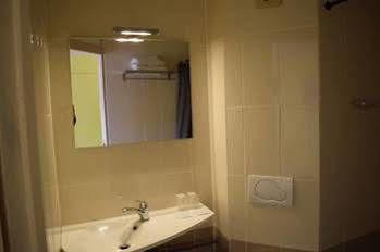 Confort Hotel Montgeron Luaran gambar