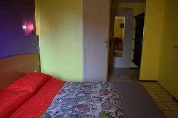 Confort Hotel Montgeron Luaran gambar
